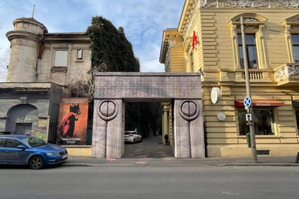 Poarta Sărutului