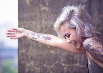 tatuajele pentru femei: ce detalii să iei în considerare înainte de a te tatua?