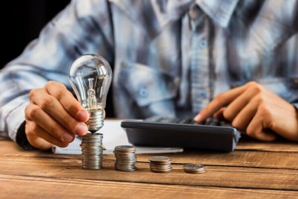 Sfaturi pentru economisirea energiei și a banilor acasă