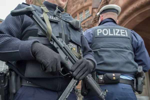 Alertă teroristă în Europa. Serviciile secrete se așteaptă la radicalizarea islamiștilor