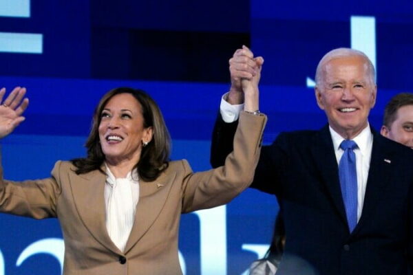 Joe Biden i-a înmânat ştafeta Kamalei Harris: „Timp de 50 de ani, mi-am dat inima şi sufletul pentru ţară”