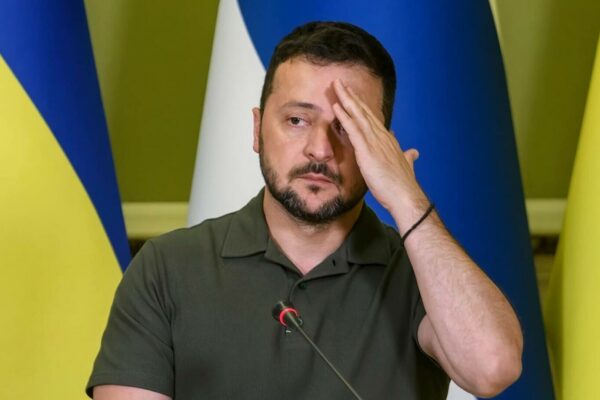 Volodimir Zelenski: „Situaţia de pe frontul din Ucraina este foarte dificilă”