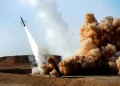 Iranul desfășoară manevre militare în preajma propriilor instalații nucleare