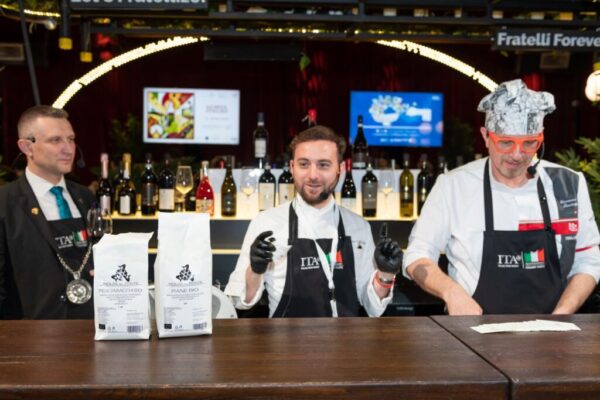 Vinuri, gusturi și tradiție: Salonul Italian strălucește la RoWine 2025 cu 21 de companii  de excelență Made in Italy