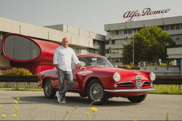 Alfa Romeo 1900 Super Sprint și echipa Luna Rossa vor participa la ediția 2025 a cursei 1000 Miglia