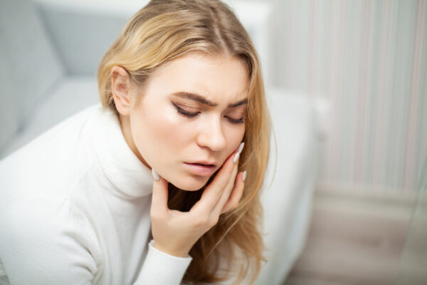 Cum se tratează corect un abces vestibular