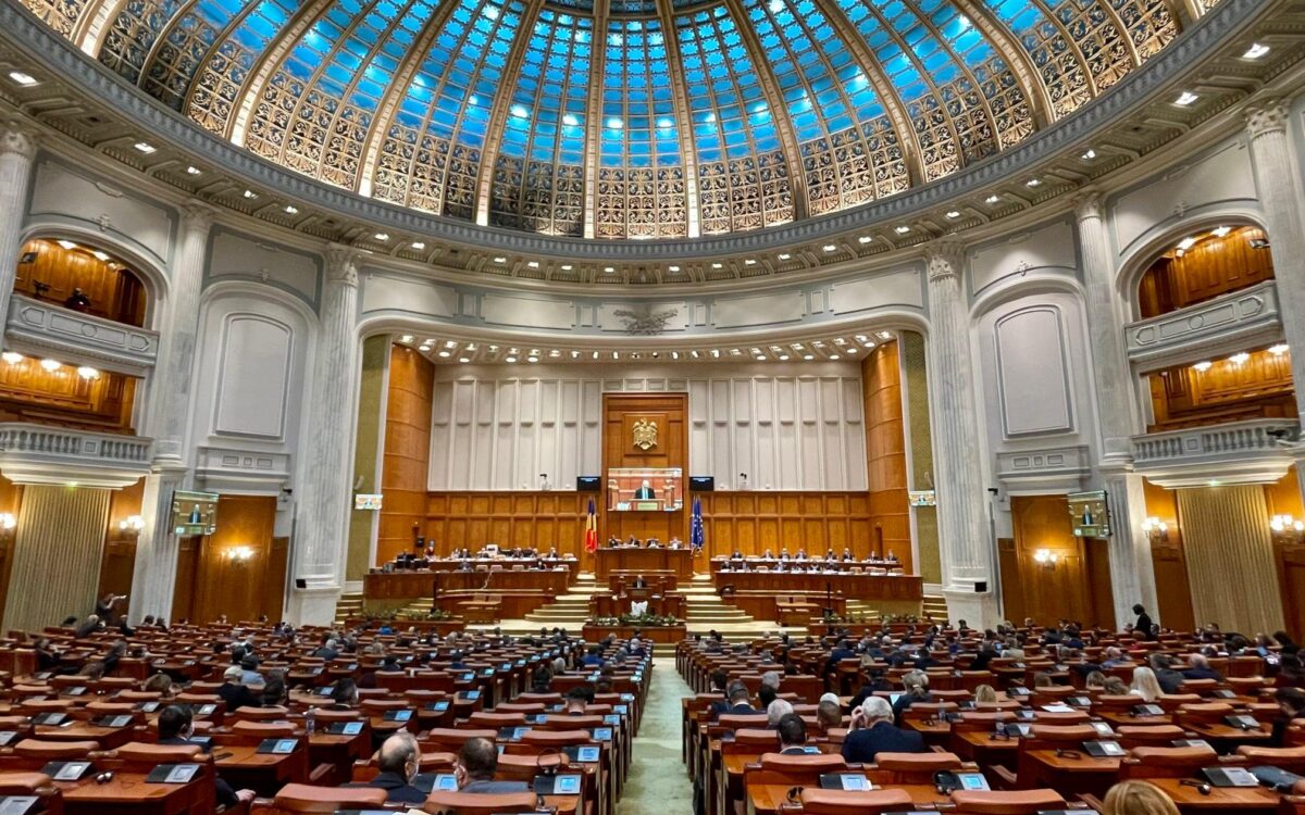 Sala Parlamentului României în timpul unei ședințe