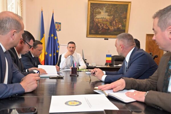 Tanczos Barna: „Fermierii pot cere din 1 septembrie ajutor pentru porci și bovine.” 