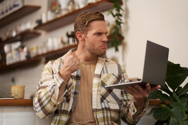Cum gestionezi review-urile negative și transformi clienții nemulțumiți în promotori